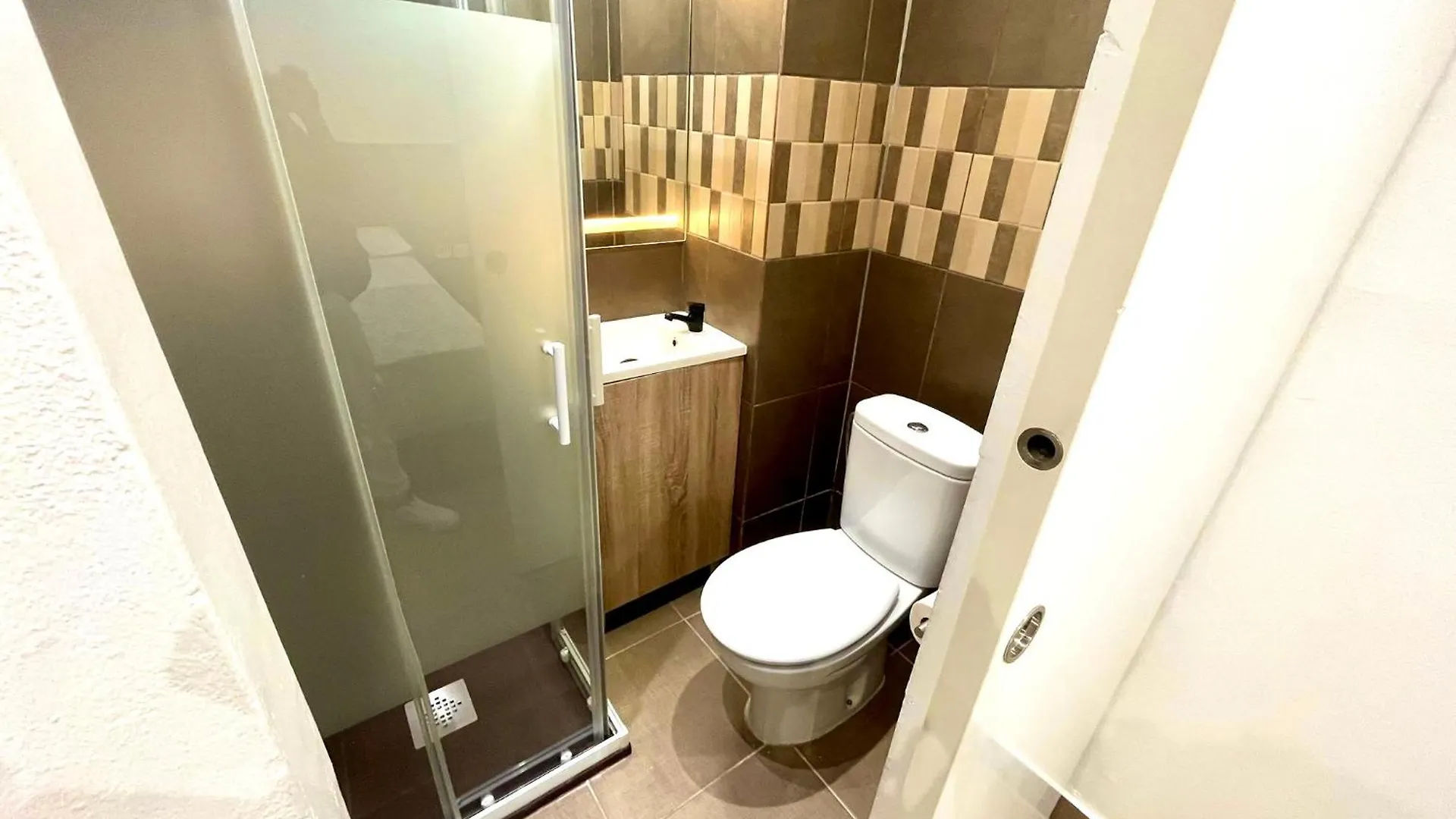 Nice Apartment In Barcelona By Perita Next Metro St T1 Spain